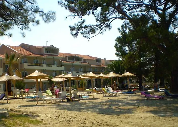 Отель Rachoni Bay 3*