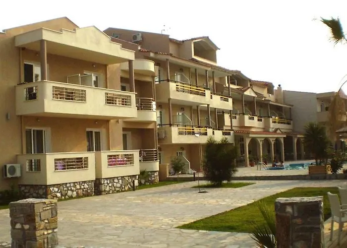 Rachoni Bay Hotel 3*